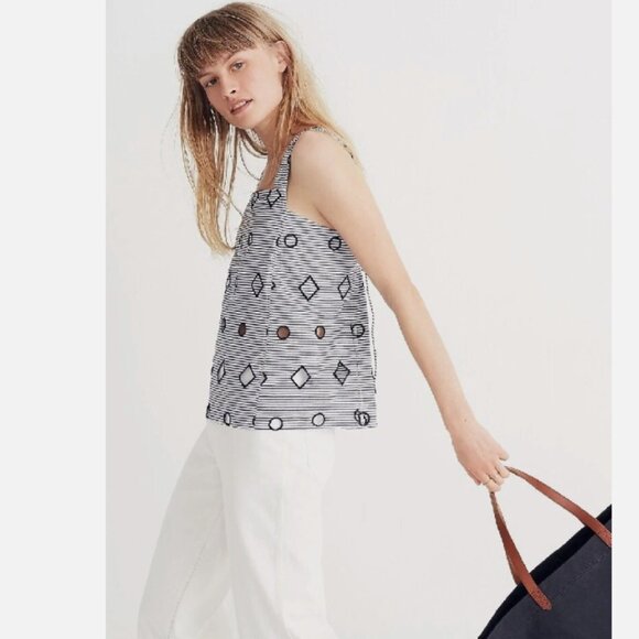 Madewell Embroidered Apron Tank - Picture 3 of 9